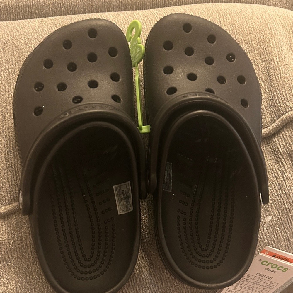 CROCS children’s size 3, NWT - Picture 3 of 7